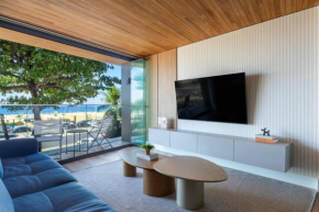 Azure Sea & Luxury